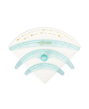 We R Memory Keepers DIY Party Punch Board (660555) We R Memory Keepers DIY Party Punch Board (660555)