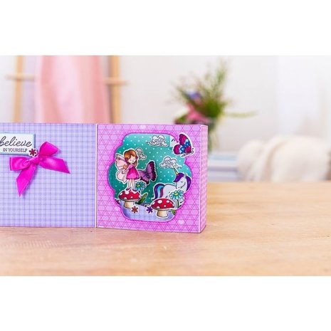 Gemini Box Filled With Glitter Stamp & Die (GEM-STD-BFILWIG) Gemini Box Filled With Glitter Stamp & Die (GEM-STD-BFILWIG)