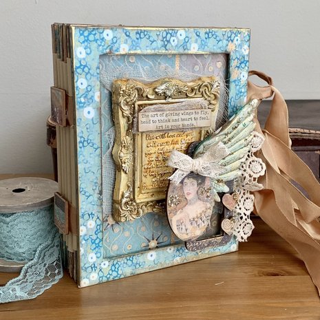 Stamperia Klimt Bag Handles and Hearts Wooden Shapes A5 (KLSP115) Stamperia Klimt Bag Handles and Hearts Wooden Shapes A5 (KLSP115)