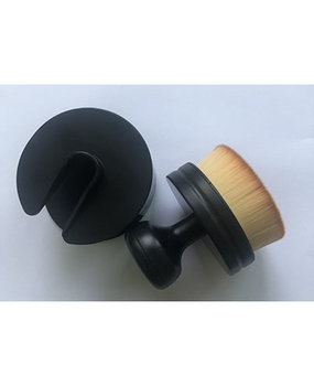 Nellie Snellen Ergonomic Blending Brush (NMMB008) Nellie Snellen Ergonomic Blending Brush (NMMB008)