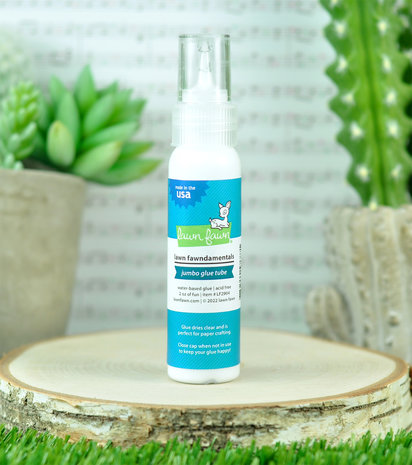 Lawn Fawn Jumbo Glue Tube 2oz (LF2904) Lawn Fawn Jumbo Glue Tube 2oz (LF2904)