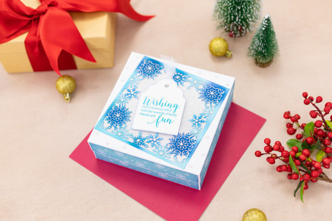 Gemini Decorative Frame Stamp & Die Falling Snow (GEM-STD-DF-FALLS) Gemini Decorative Frame Stamp & Die Falling Snow (GEM-STD-DF-FALLS)