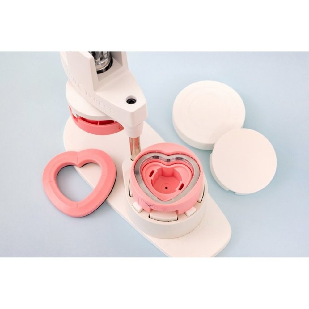 We R Memory Keepers Button Press Heart Refill Pack (661352)