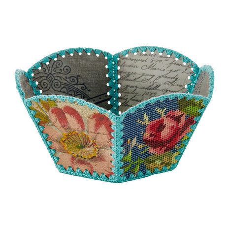 Spellbinders Christmas Flea Market Finds Snijmal Vintage Handcrafted Hexagon Base and Side Bowl (CH-015) Spellbinders Christmas Flea Market Finds Snijmal Vintage Handcrafted Hexagon Base and Side Bowl (CH-015)