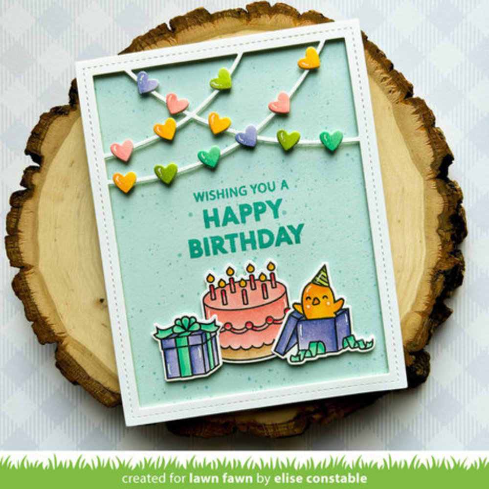 Lawn Fawn Heart Garland Backdrop Portrait Dies (LF3022) Lawn Fawn Heart Garland Backdrop Portrait Dies (LF3022)