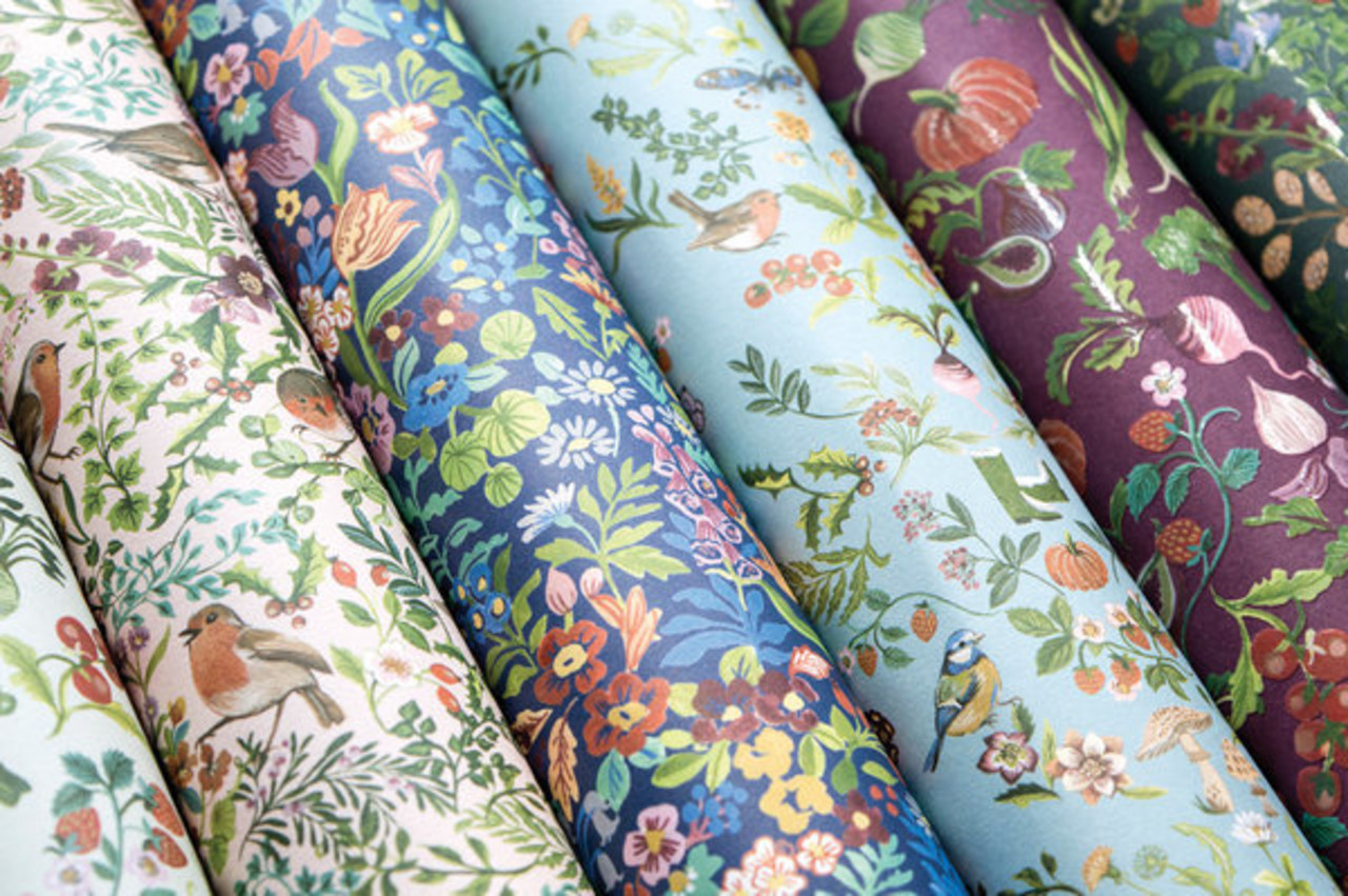 Craft Consortium Little Robin Redbreast 12x12 Inch Paper Pad (CCPPAD040) Craft Consortium Little Robin Redbreast 12x12 Inch Paper Pad (CCPPAD040)