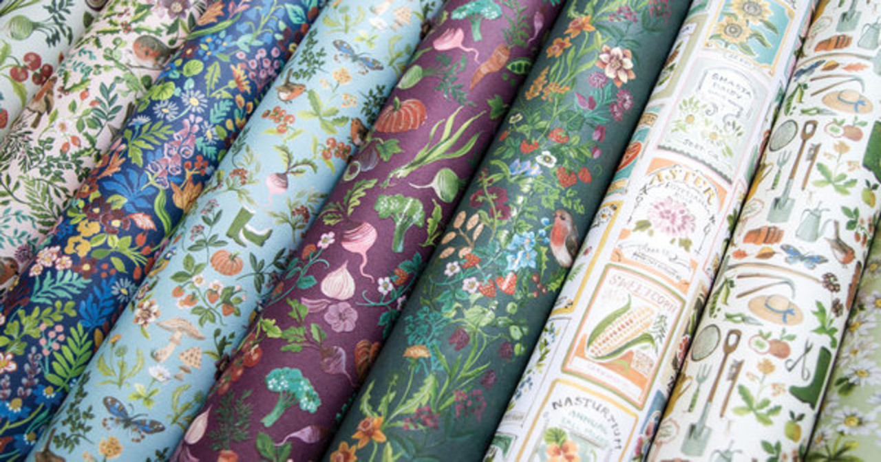 Craft Consortium Little Robin Redbreast 12x12 Inch Paper Pad (CCPPAD040) Craft Consortium Little Robin Redbreast 12x12 Inch Paper Pad (CCPPAD040)