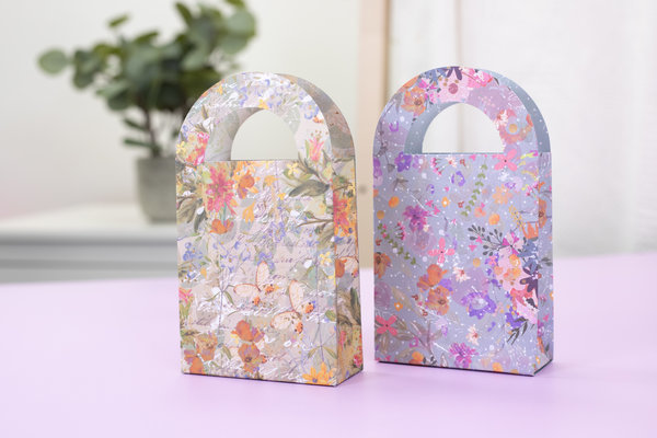 Crafter's Companion Summer Sorbet Die-Cut Gift Bag (CC-PAD-GIFT-SUSO) Crafter's Companion Summer Sorbet Die-Cut Gift Bag (CC-PAD-GIFT-SUSO)