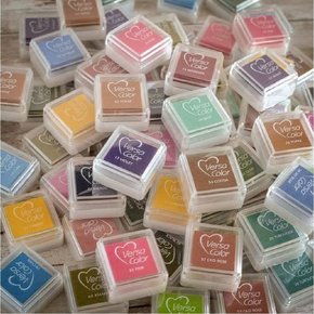 Tsukineko | VersaColor