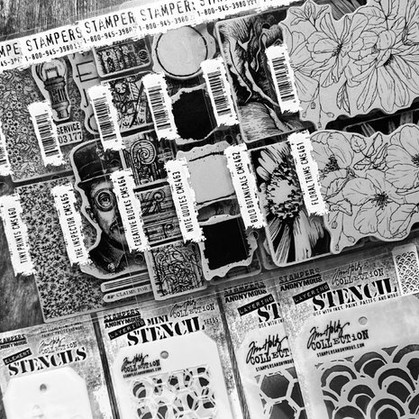 Stampers Anonymous Tim Holtz Mini Layering Stencil Set 55 (THMST055) Stampers Anonymous Tim Holtz Mini Layering Stencil Set 55 (THMST055)