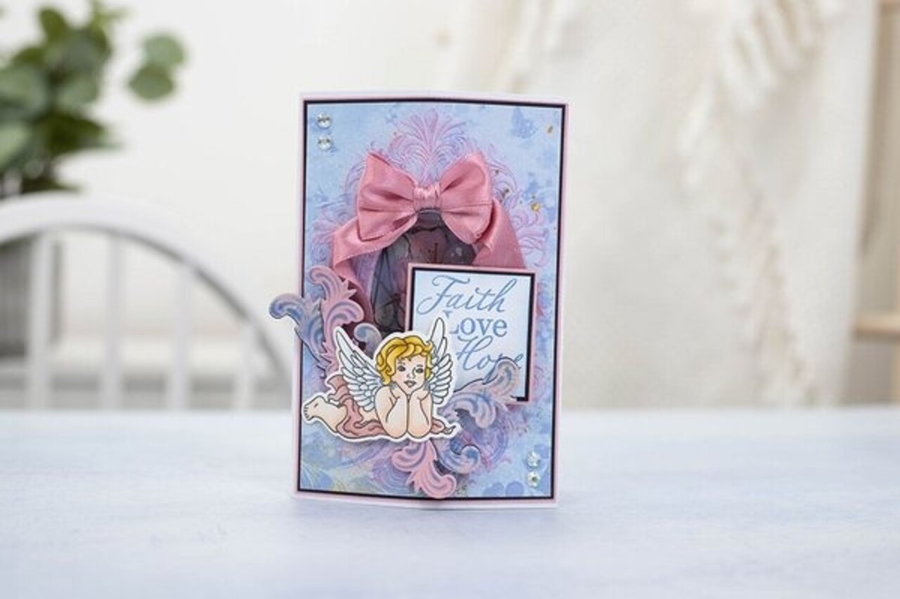Crafter's Companion Venetian Grace Stamp & Die Little Cherub (VEG-STD-LICH) Crafter's Companion Venetian Grace Stamp & Die Little Cherub (VEG-STD-LICH)