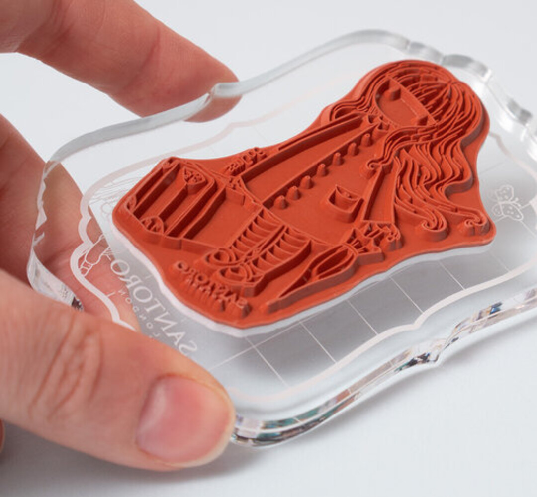 Gorjuss Acrylic Stamping Block Small (GOR-ES-ASB06)