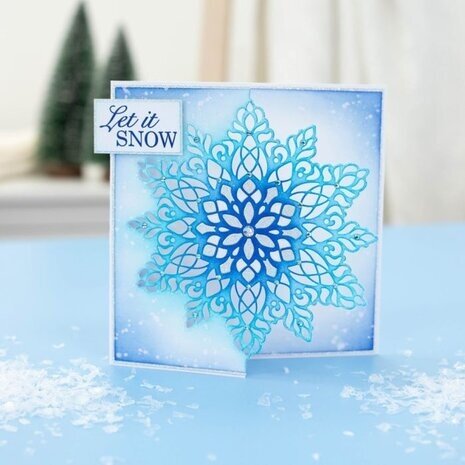 Crafter's Companion Half Create a Card Die Snowflake (GEM-MD-CAD-WISN) Crafter's Companion Half Create a Card Die Snowflake (GEM-MD-CAD-WISN)