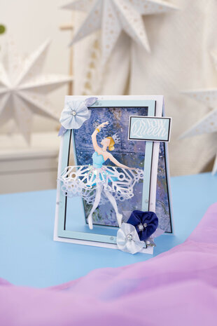 Crafter's Companion The Snow Queen Snowflake Queen Die (S-SQ-MD-SNQU) Crafter's Companion The Snow Queen Snowflake Queen Die (S-SQ-MD-SNQU)