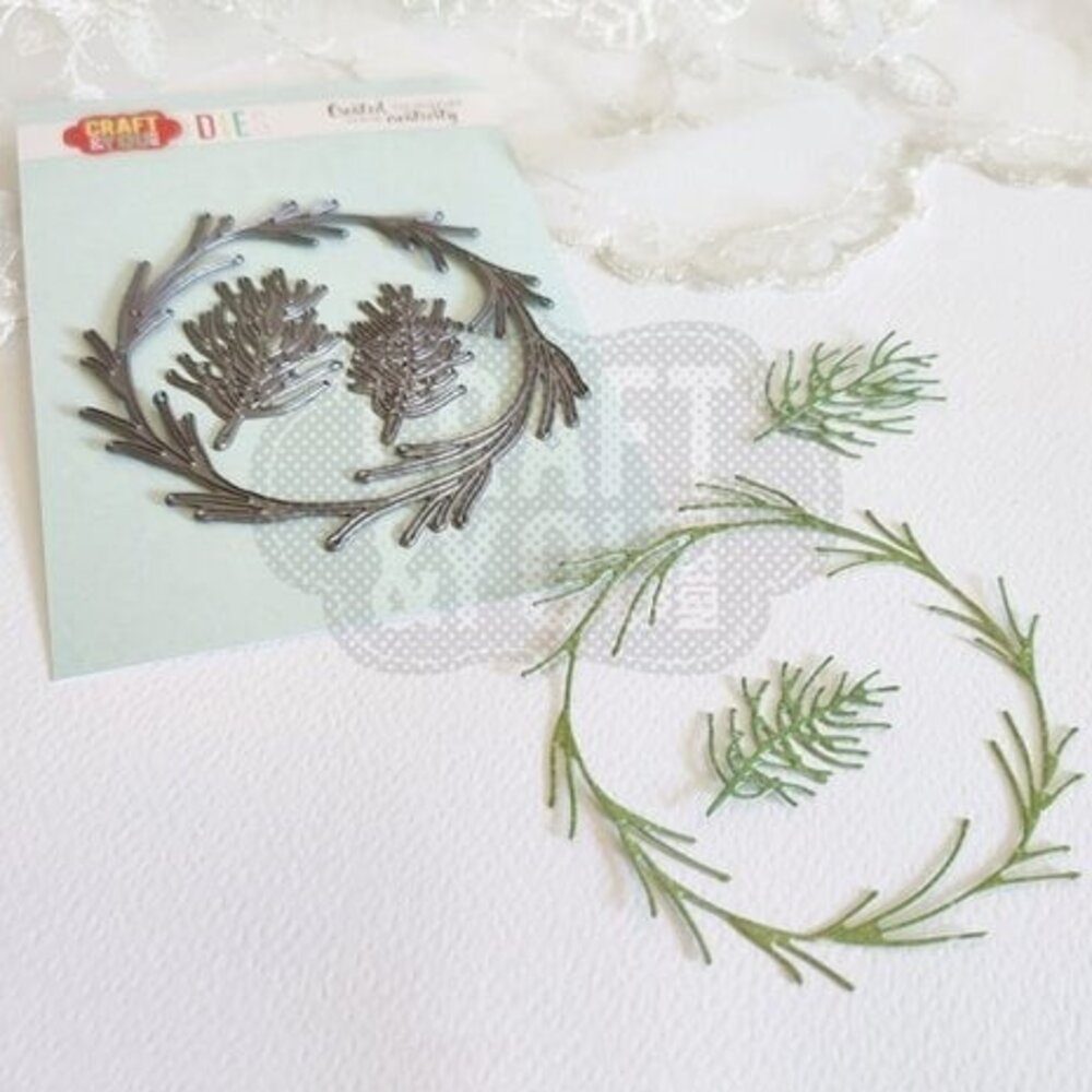 Craft & You Dies Coniferous Wreath (CW252)