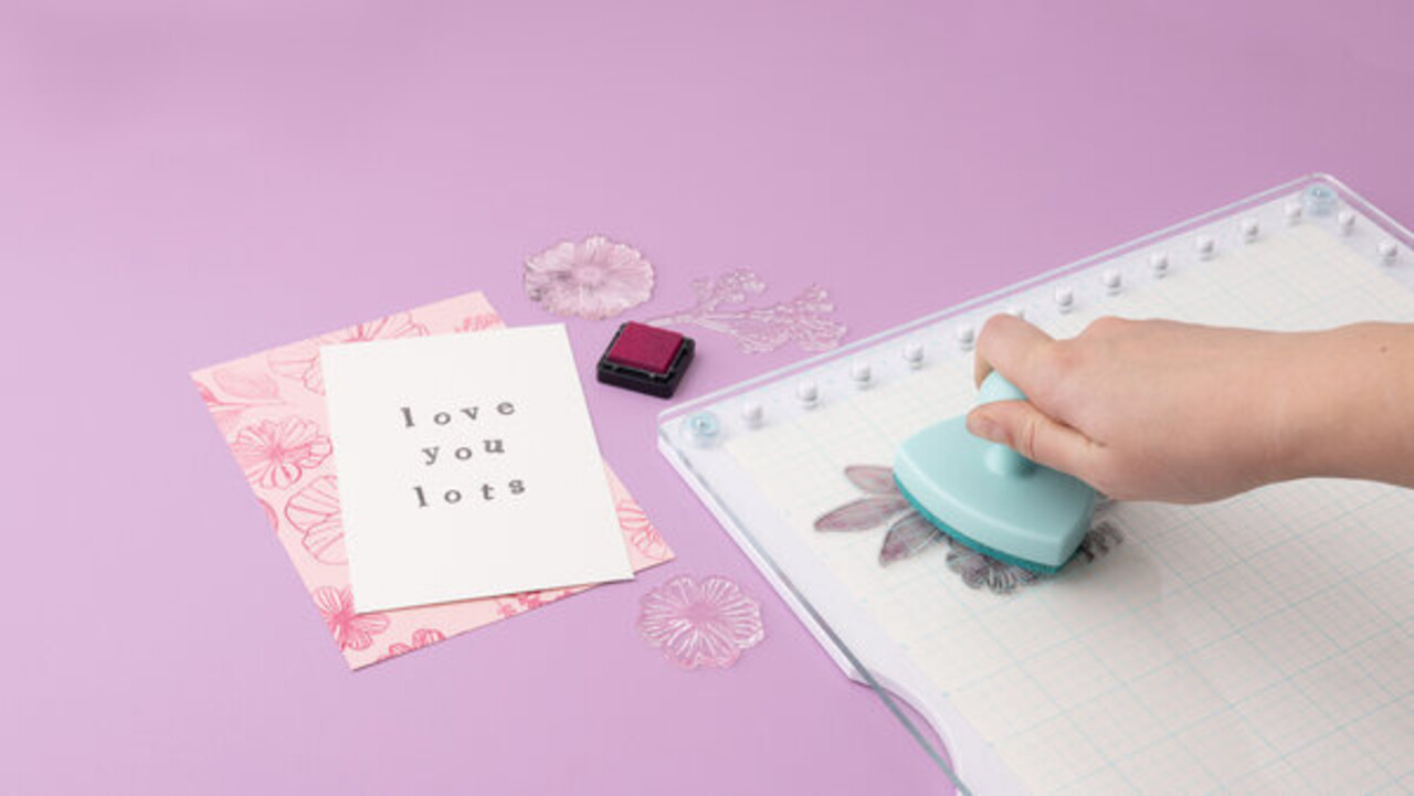 We R Memory Keepers Stamping Pressure Tool (60001028)