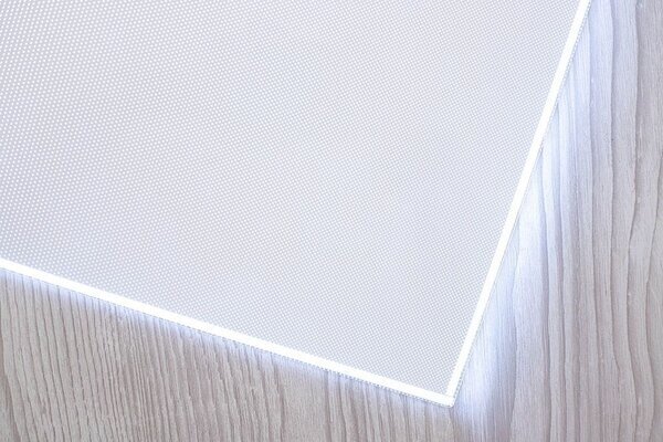 Crafter's Companion Ultraslim LED Light Pad A4 (CC-EST-LTPAD) Crafter's Companion Ultraslim LED Light Pad A4 (CC-EST-LTPAD)