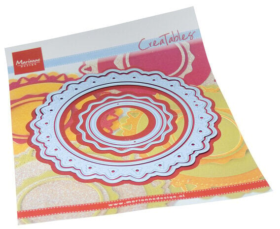 Marianne Design Creatables Jolly Christmas Doily (LR0837) Marianne Design Creatables Jolly Christmas Doily (LR0837)