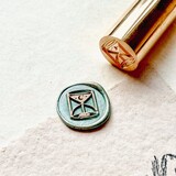 Nikki Dotti Wax Seal Stamp Mini Hourglass