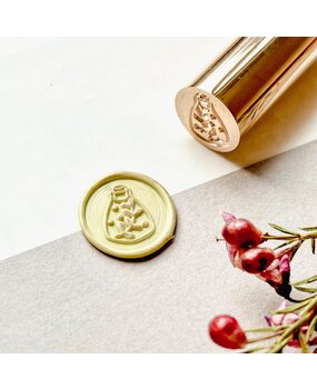 Nikki Dotti Wax Seal Stamp Mini Bottle Nikki Dotti Wax Seal Stamp Mini Bottle