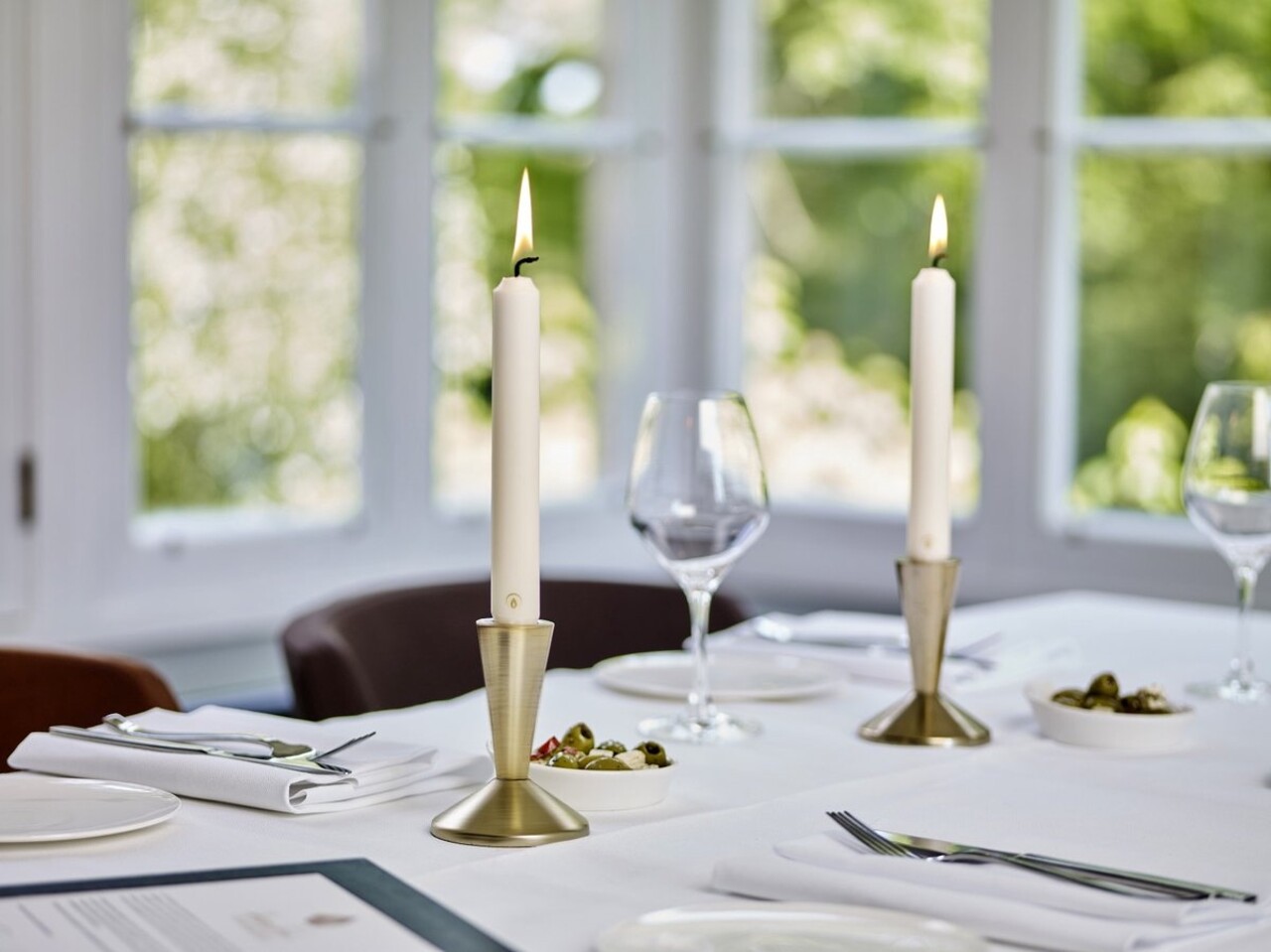 Gouda Kroonkaars Satijn Wit 20 cm (8pcs) Gouda Kroonkaars Satijn Wit 20 cm (8pcs)