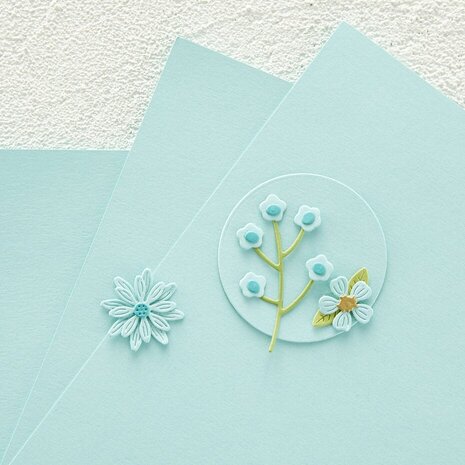 Spellbinders Color Essential Cardstock 8.5x11 Inch Waterfall (CS-017) Spellbinders Color Essential Cardstock 8.5x11 Inch Waterfall (CS-017)