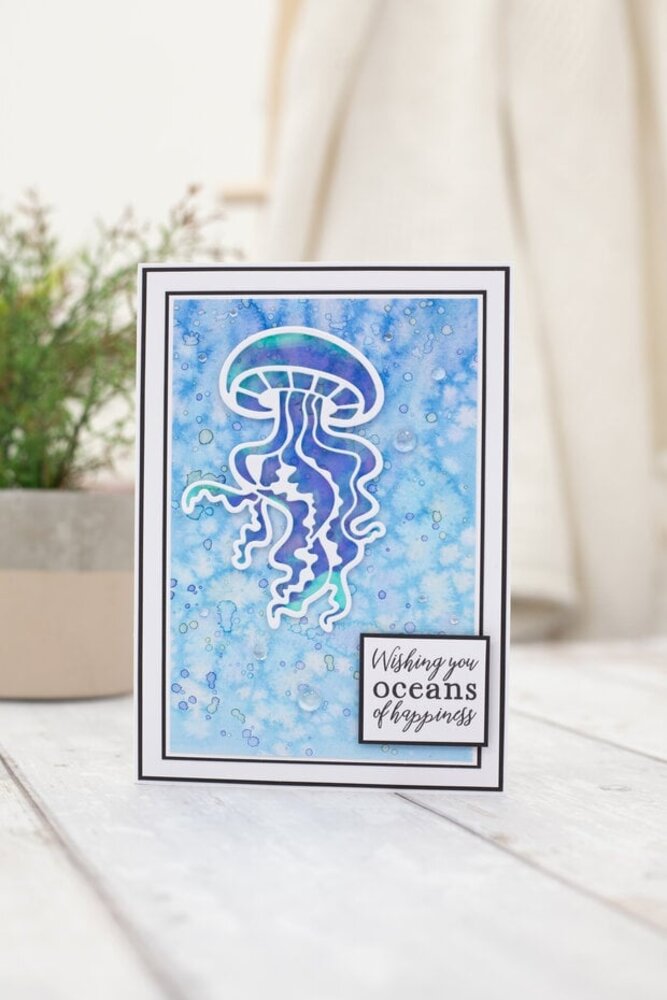 Crafter's Companion Enchanted Ocean Die Jubilant Jellyfish (S-EO-MD-JUJF) Crafter's Companion Enchanted Ocean Die Jubilant Jellyfish (S-EO-MD-JUJF)