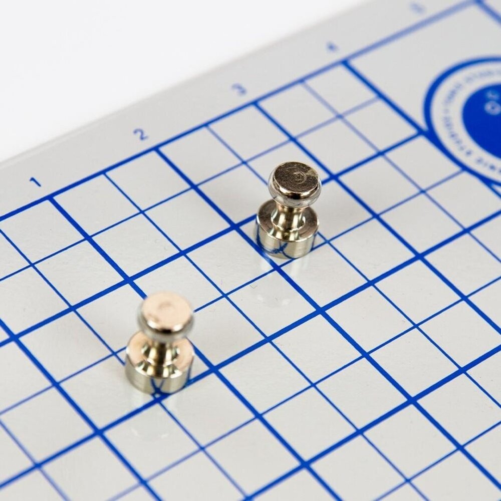 Tonic Studios Magnetic Crafter's Platform 12x12 Inch (3726E) Tonic Studios Magnetic Crafter's Platform 12x12 Inch (3726E)