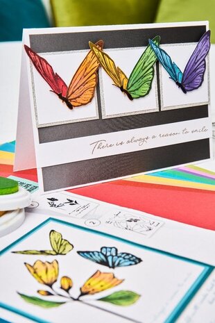 Sizzix Clear Stamps & Stencil Farfallina (666643) Sizzix Clear Stamps & Stencil Farfallina (666643)