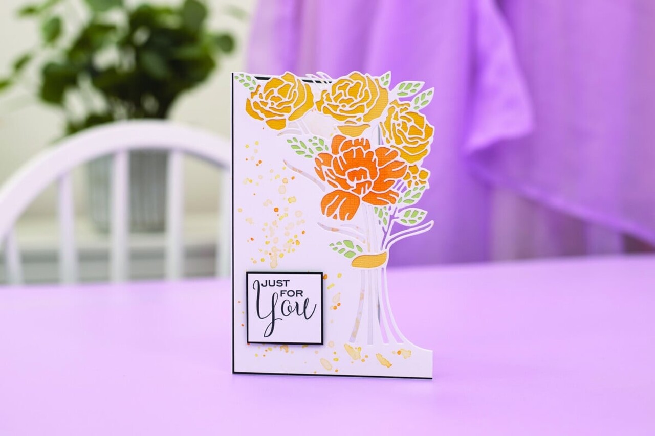 Crafter's Companion Flora Bouquet Edge'able Dies (CC-MD-EDG-FLBOU)