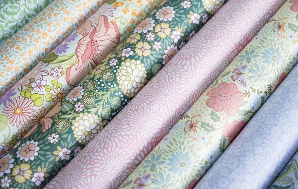 Craft Consortium Spring Gardens 12x12 Inch Paper Pad (CCDPAD002) Craft Consortium Spring Gardens 12x12 Inch Paper Pad (CCDPAD002)