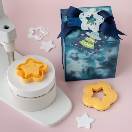 We R Memory Keepers Button Press Puffy Shaker Star Insert (60000452) We R Memory Keepers Button Press Puffy Shaker Star Insert (60000452)