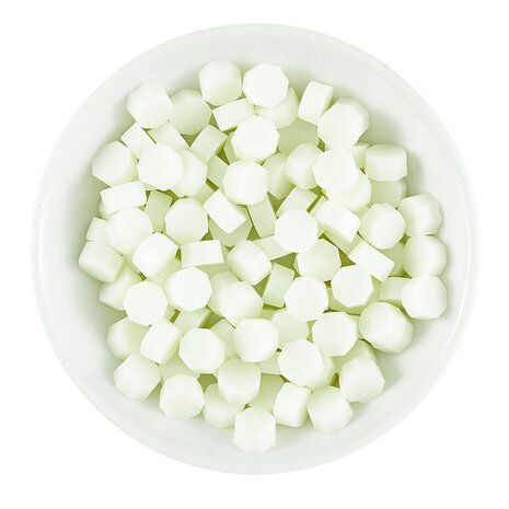 Spellbinders Glow-in-the-Dark Wax Beads (WS-127) Spellbinders Glow-in-the-Dark Wax Beads (WS-127)