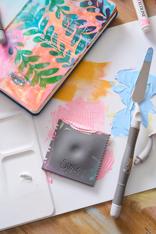 Sizzix Studio Making Tool Texture Tool 3x3 Inch Grey (666764) Sizzix Studio Making Tool Texture Tool 3x3 Inch Grey (666764)