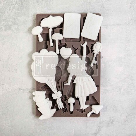 Re-Design Whimsy Craft Chronicles 5x8 Inch Decor Mould (672447) Re-Design Whimsy Craft Chronicles 5x8 Inch Decor Mould (672447)