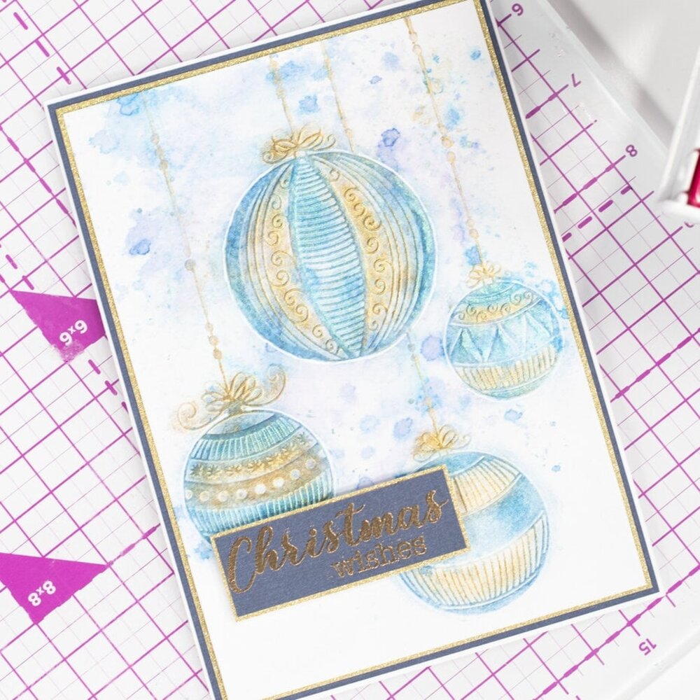Crafter's Companion Feastive Baubles 2D Embossing Folder (CC-EF5-FEBA) Crafter's Companion Feastive Baubles 2D Embossing Folder (CC-EF5-FEBA)