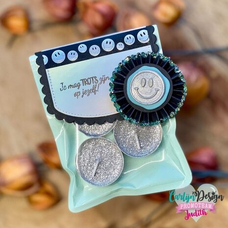 Carlijn Design Wax Seal Stamper 1 Inch Retro Smiley (CDWX-0081) Carlijn Design Wax Seal Stamper 1 Inch Retro Smiley (CDWX-0081)