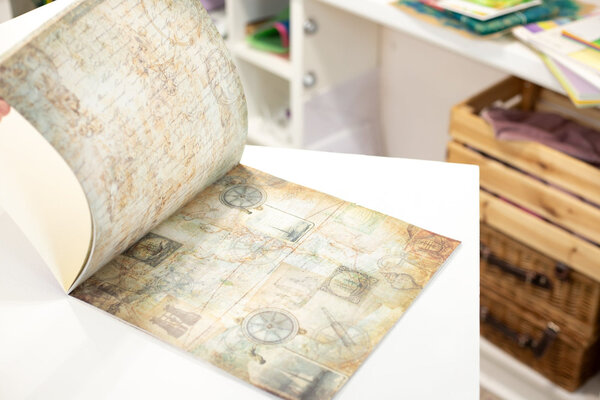 Crafter's Companion Vintage Scrapbook 12x12 Inch Paper Pad (CC-PAD12-VISC)