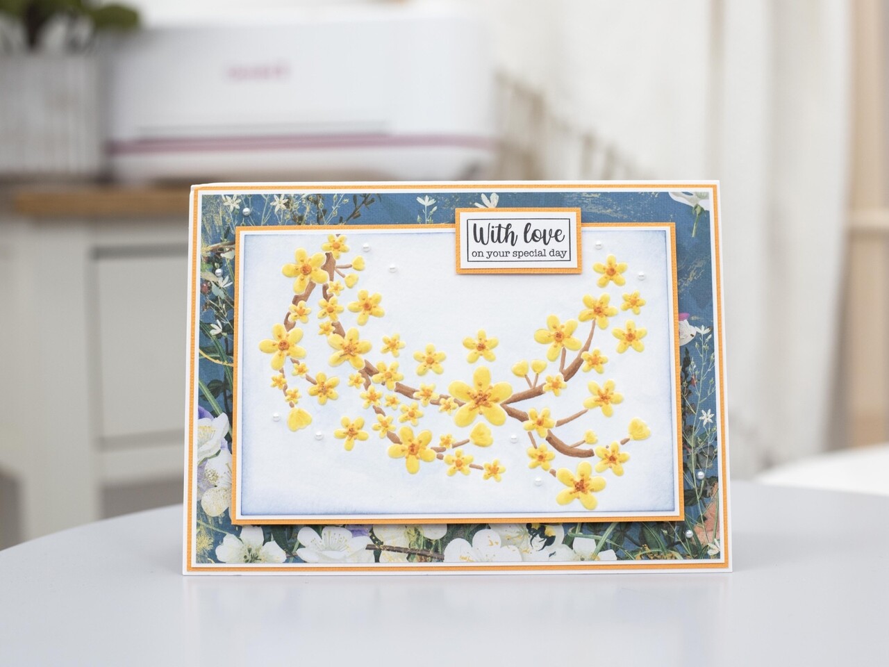 Crafter's Companion Love Birds 3D Embossing Folder Beautiful Blossom (CC-LB-3D-EF4-BEBL) Crafter's Companion Love Birds 3D Embossing Folder Beautiful Blossom (CC-LB-3D-EF4-BEBL)