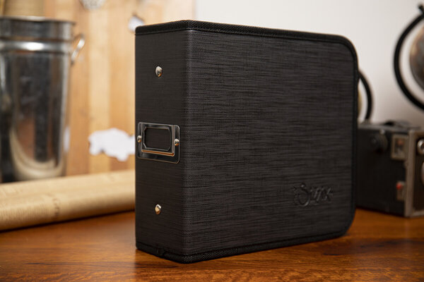 Sizzix Tim Holtz Storage Binder Black (665248) Sizzix Tim Holtz Storage Binder Black (665248)