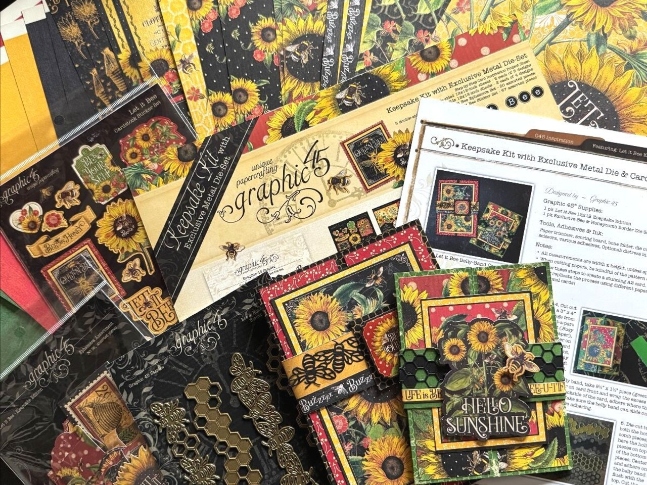 Graphic 45 Let it Bee 12x12 Inch Keepsake Edition (4503000) Graphic 45 Let it Bee 12x12 Inch Keepsake Edition (4503000)