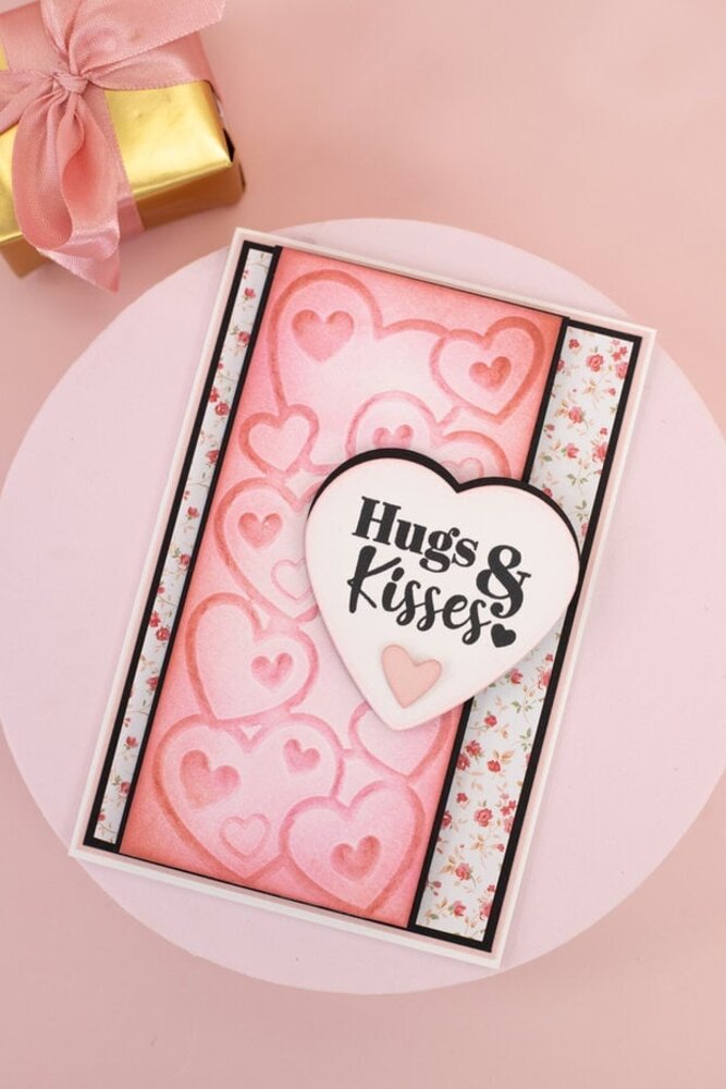 Crafter's Companion Lots Of Love 3D Embossing Folder (CC-LA-3DEF-LOL) Crafter's Companion Lots Of Love 3D Embossing Folder (CC-LA-3DEF-LOL)