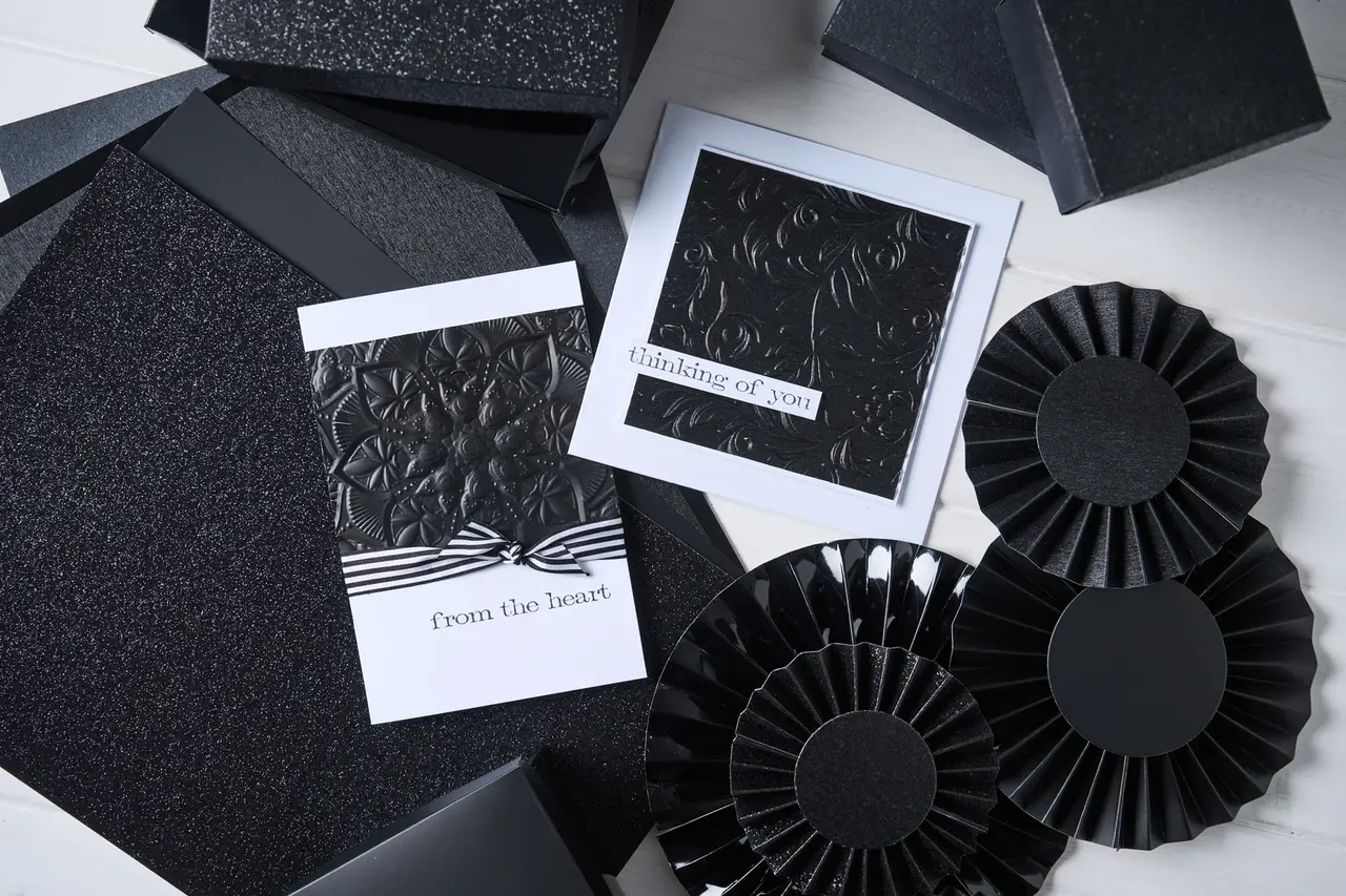 Sizzix Opulent Cardstock A4 Black (666864)