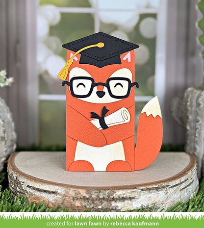 Lawn Fawn Woodland Critter Huggers Graduation Add-On Dies (LF3728) Lawn Fawn Woodland Critter Huggers Graduation Add-On Dies (LF3728)
