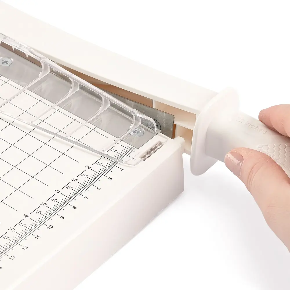 Vaessen Creative Guillotine voor 12x12 Inch Papier (2137-072) Vaessen Creative Guillotine voor 12x12 Inch Papier (2137-072)