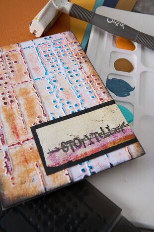 Sizzix Seth Apter Multi-Level Textured Impressions Dot Matrix (666904) Sizzix Seth Apter Multi-Level Textured Impressions Dot Matrix (666904)