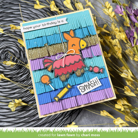 Lawn Fawn Festive Piñata Dies (LF3810) Lawn Fawn Festive Piñata Dies (LF3810)