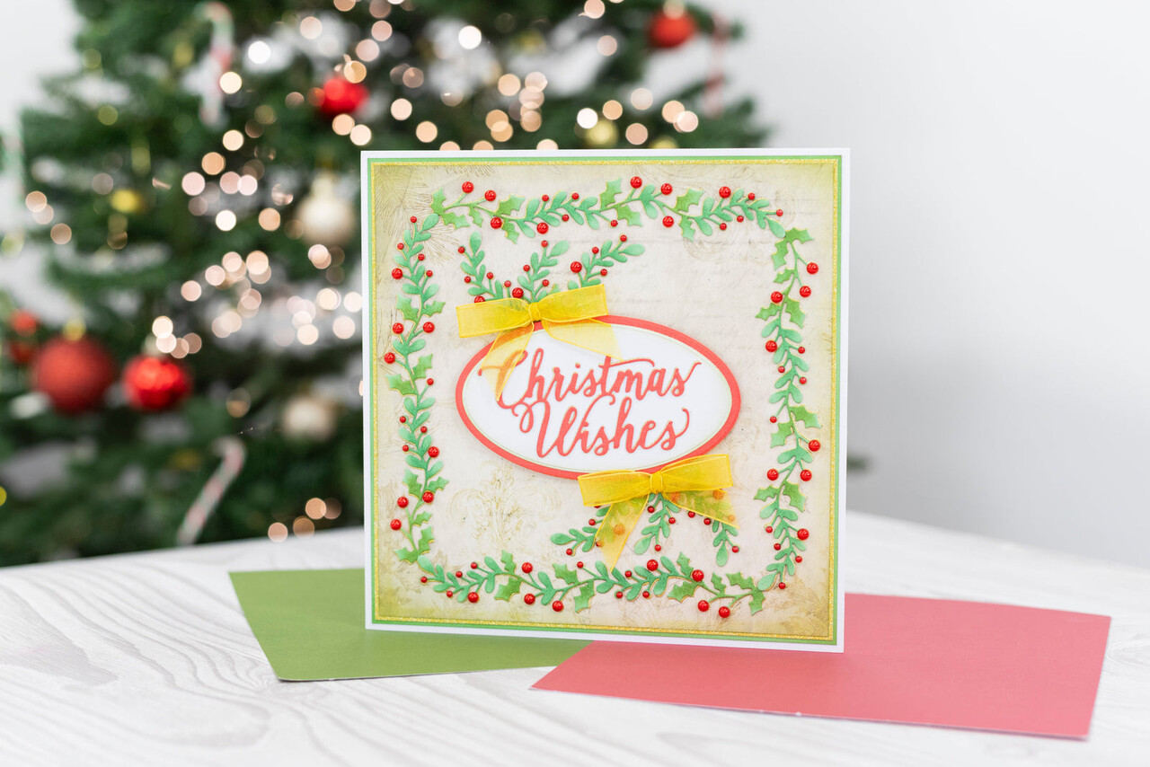 Crafter's Companion Holly and Ivy Dies (CC-MD-EDG-HOIV) Crafter's Companion Holly and Ivy Dies (CC-MD-EDG-HOIV)