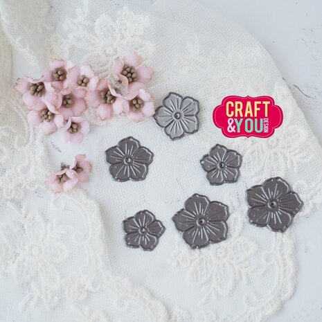 Craft & You Dies Mini Flowers (CW358)