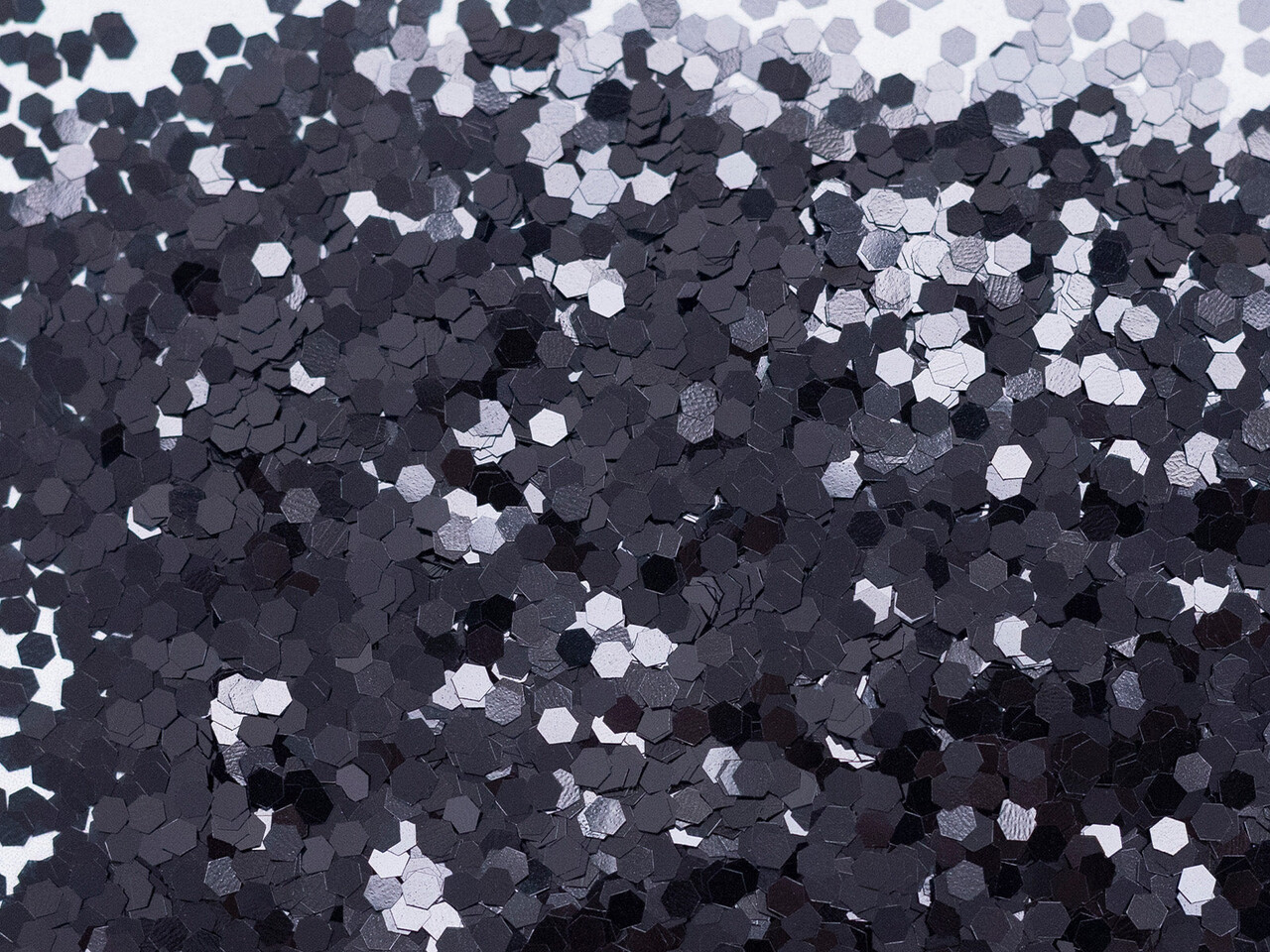 Crafter's Companion Thorn & Bloom Black Glitter (SS-TB-GLIT) Crafter's Companion Thorn & Bloom Black Glitter (SS-TB-GLIT)